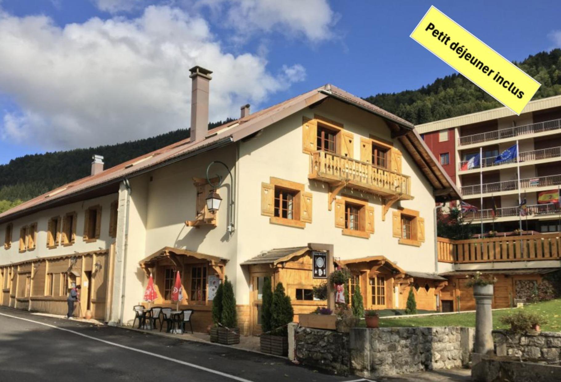 Bed and Breakfast Relais Mont Jura Adults Only Леле Екстер'єр фото
