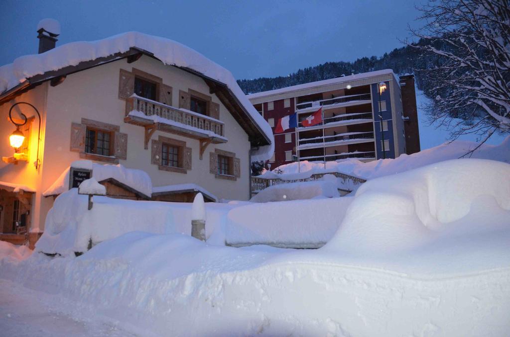 Bed and Breakfast Relais Mont Jura Adults Only Леле Екстер'єр фото