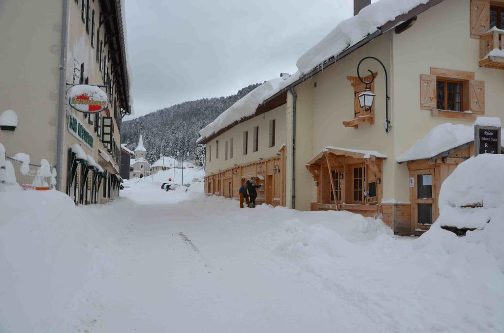 Bed and Breakfast Relais Mont Jura Adults Only Леле Екстер'єр фото